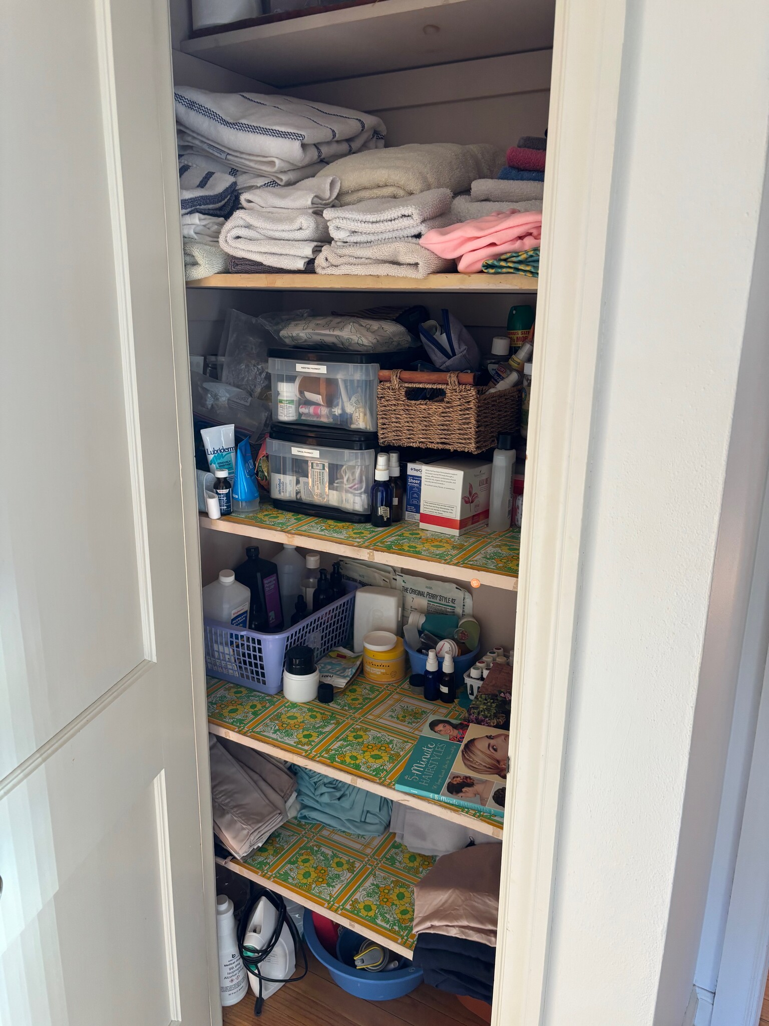 Linen Closet - 632 Wingra St