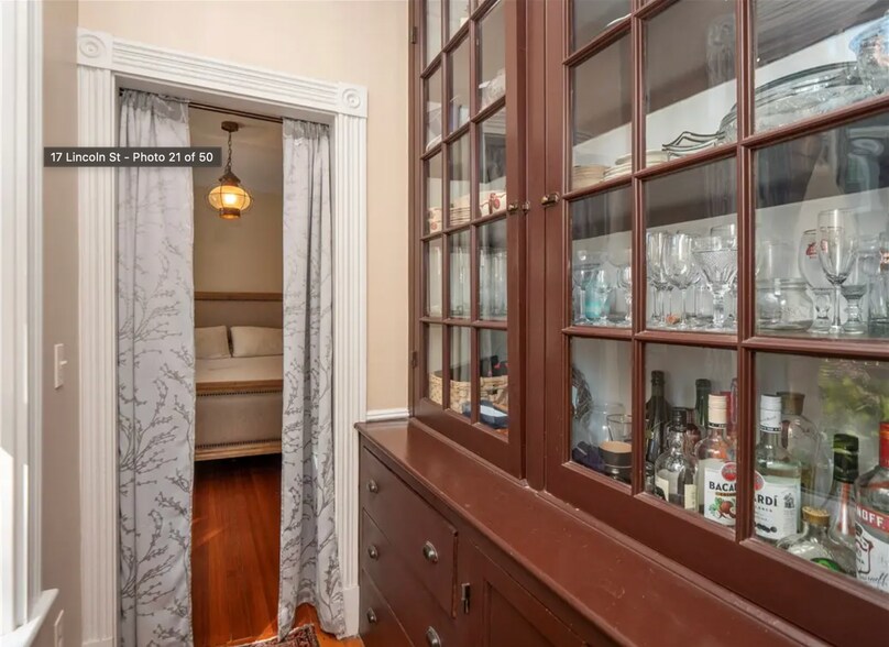 Building Photo - 17 Lincoln St