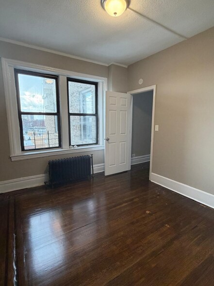 Building Photo - 157 S Harrison St