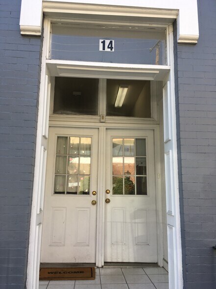 Building Photo - 14 N Harrison St