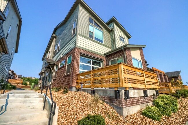 Building Photo - 12243 W Alameda Dr