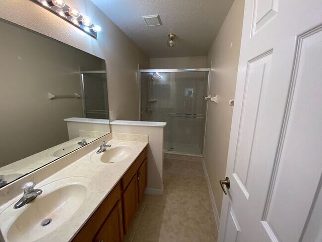 Building Photo - 5021 Ashford Falls Ln