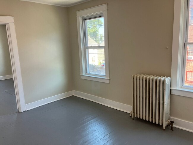 Building Photo - 116 N Marshall St
