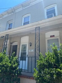 Building Photo - 1017 W Leigh St