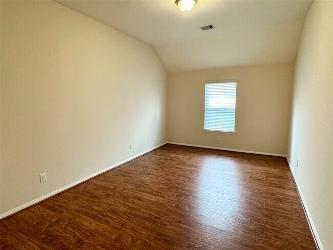 Building Photo - 26934 Churchill Gate Ln