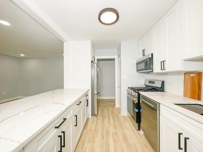Building Photo - 3861 St Barnabas Rd