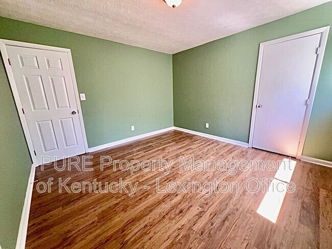 Building Photo - 3628 Bold Bidder Dr