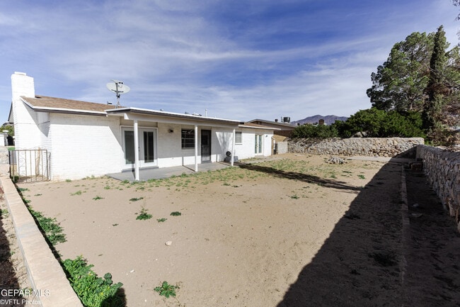 Building Photo - 7304 Gran Vida Dr