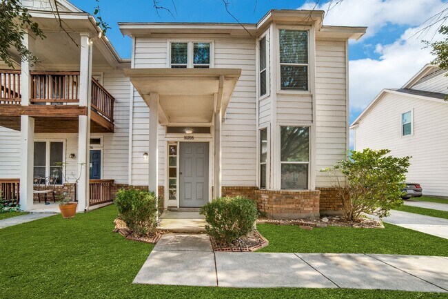 Primary Photo - 3 Bedroom/2.5 Bath Heritage Oak Subdivision