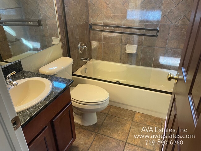 Building Photo - 1705 Aquila Dr
