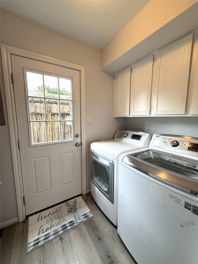 Building Photo - 14331 Still Meadow Dr