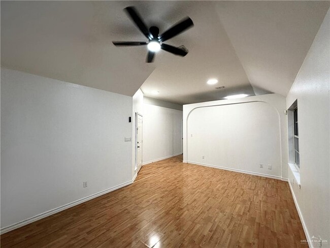 Building Photo - 19 N 47th St