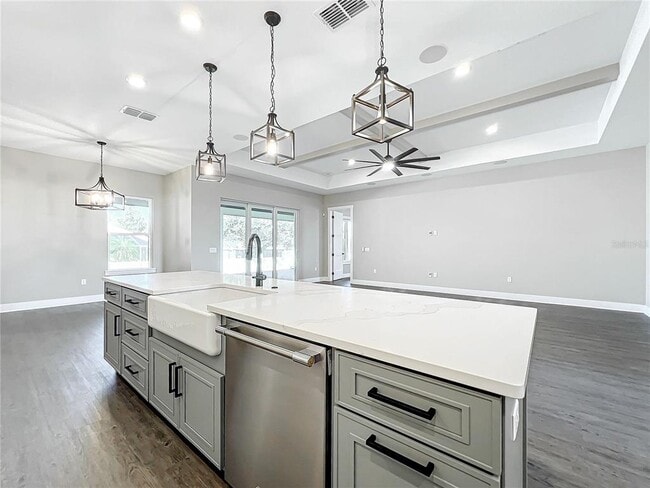 Building Photo - 1793 Lakehill Dr