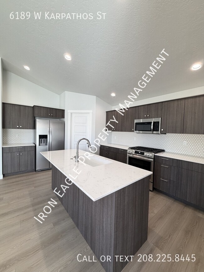 Building Photo - 6189 W Karpathos St