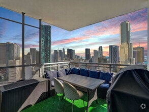 Building Photo - 350 S Miami Ave