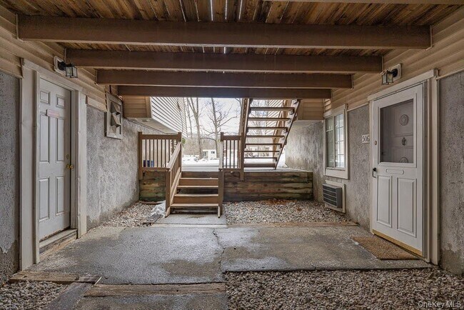 Building Photo - 506 Fox Run Ln