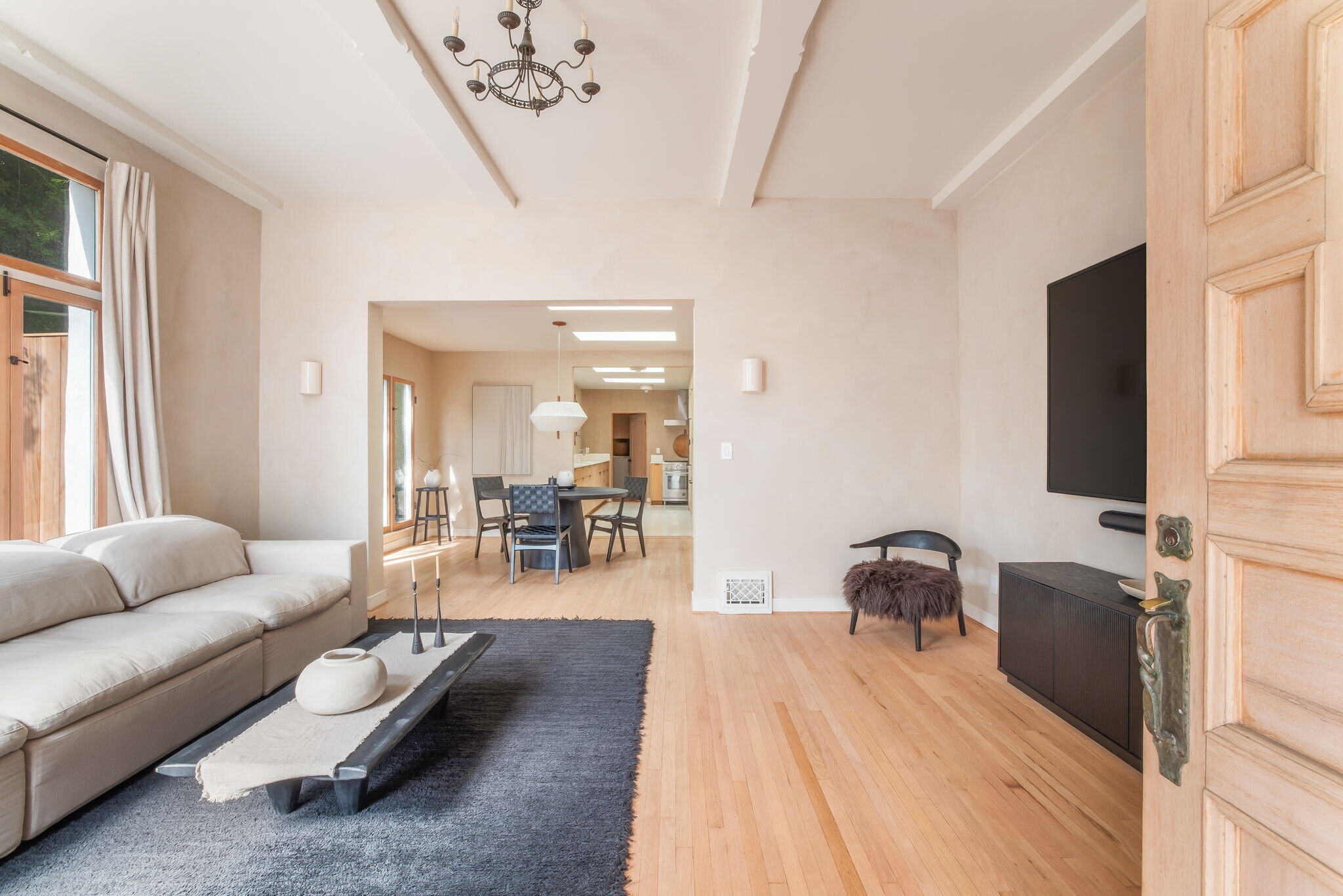 Building Photo - 6277 Commodore Sloat Dr