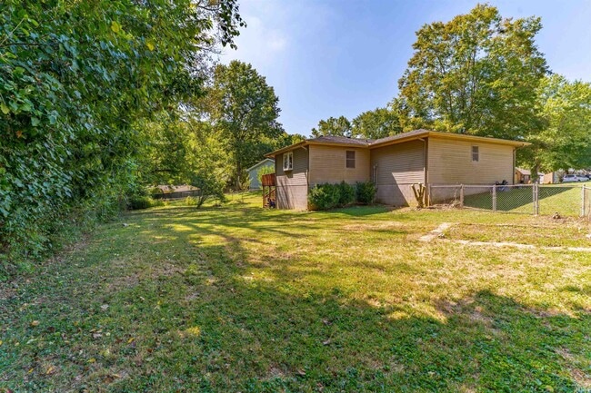 Building Photo - 6800 Oakmont Ct