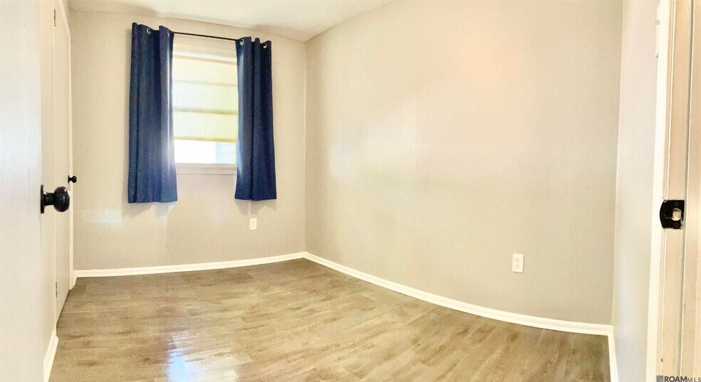 Building Photo - 23515 Marshall St