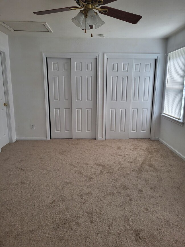 Building Photo - 5451 Lynbrook Lndg