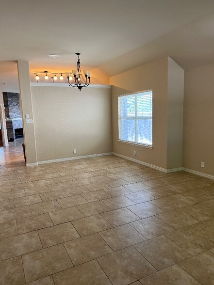 Building Photo - 6135 Wood Bayou