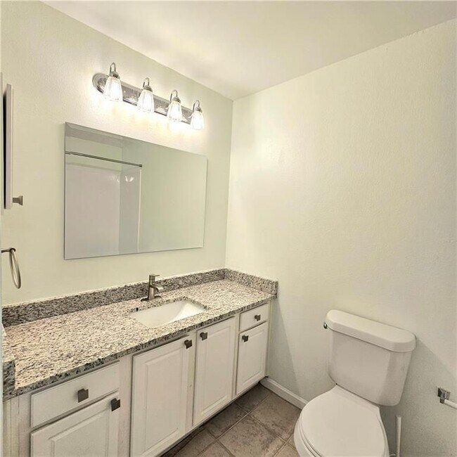 Building Photo - 3655 Habersham Rd NW