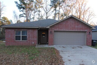 Building Photo - 3/2 One Level in Sherwood!