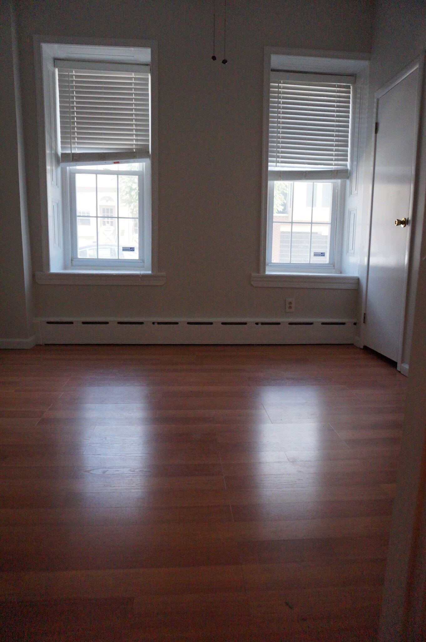 Building Photo - 3348 Conrad St