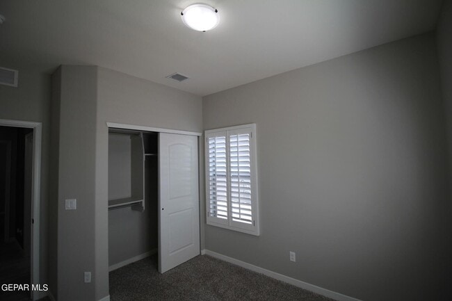 Building Photo - 509 Cedarwood Ave