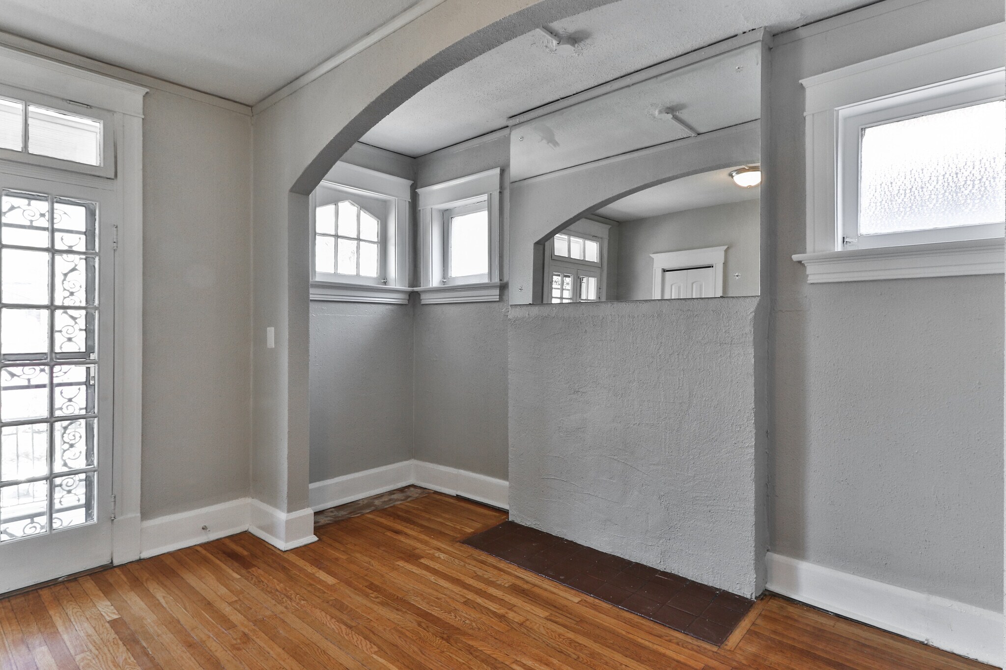 Building Photo - 5956 McPherson Ave