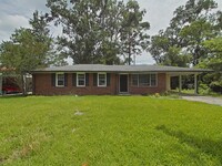 Building Photo - 2607 Springwood Dr