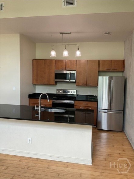 Building Photo - 545 Berrien St