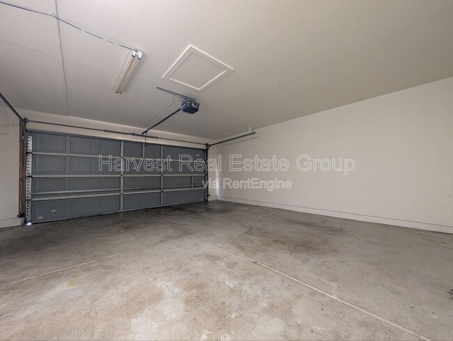 Building Photo - 312 Blossom Way