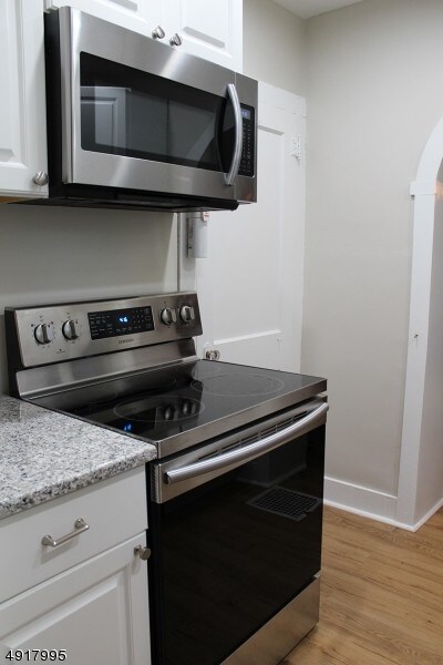 Building Photo - 920 Ridge Rd