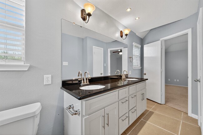 Building Photo - 14435 Benningcrest Ln