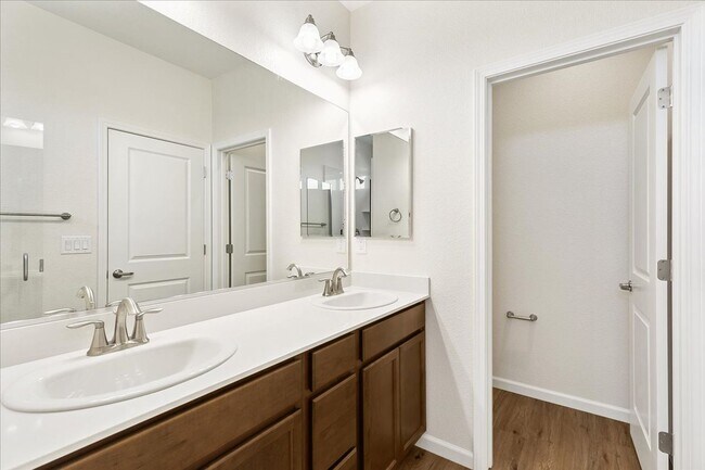 Building Photo - The Sierra - Beautiful 2 Bedroom Luxury Townhome with Loft, 2.5 Bath and Full 2 Car Garage