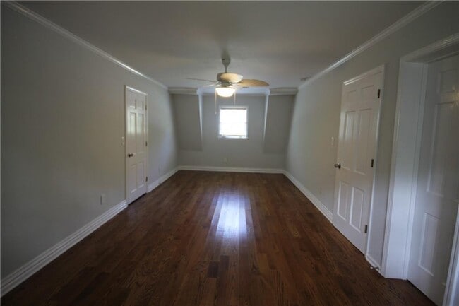 Building Photo - 3212 Topaz Ln SW