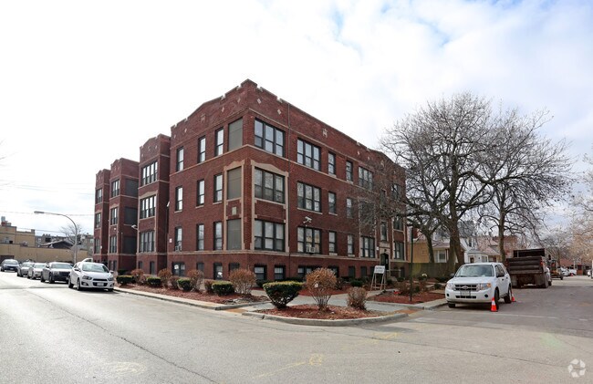 Building Photo - 7436 S Kingston St