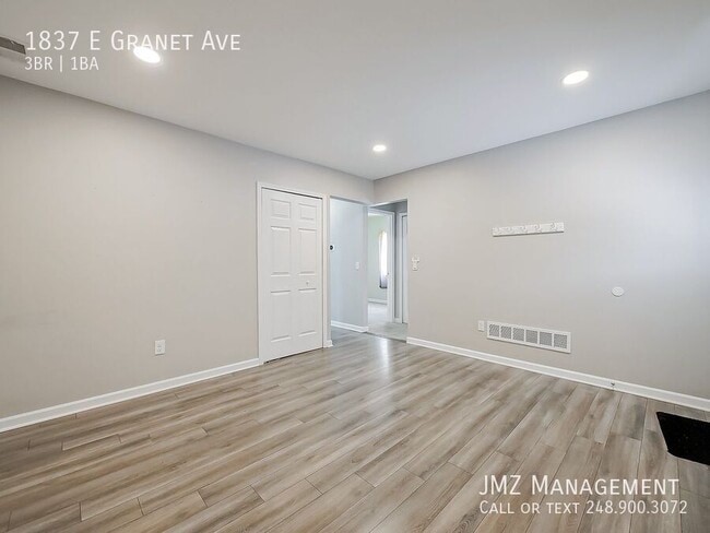 Building Photo - 1837 E Granet Ave