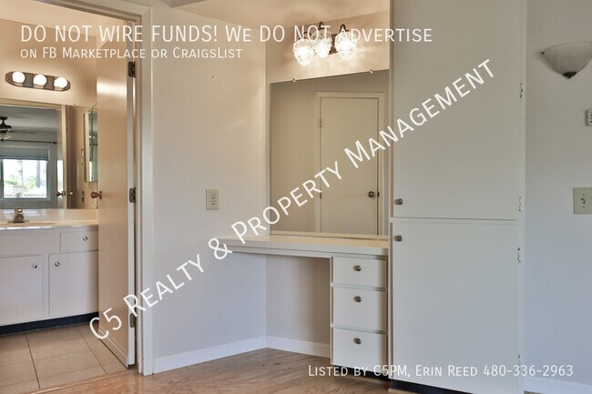 Building Photo - 13652 N 108th Dr