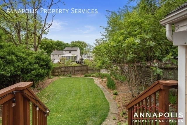 Building Photo - 33 Glen Ave