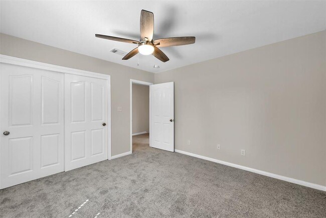 Building Photo - 9020 Zapata Way
