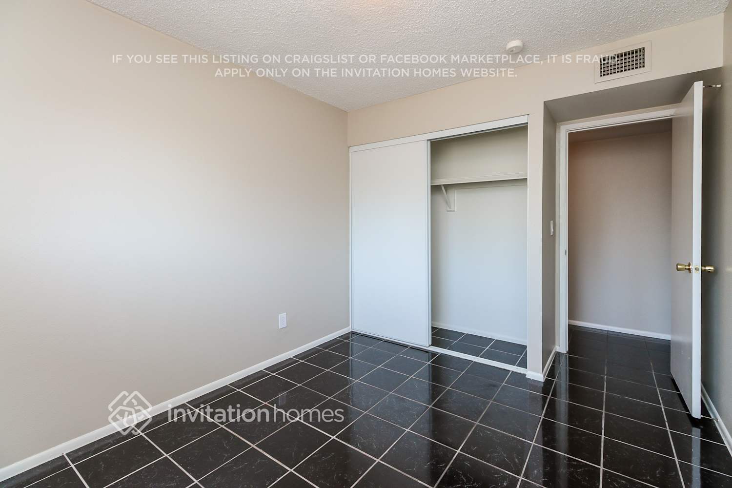 Building Photo - 6910 W Rancho Dr