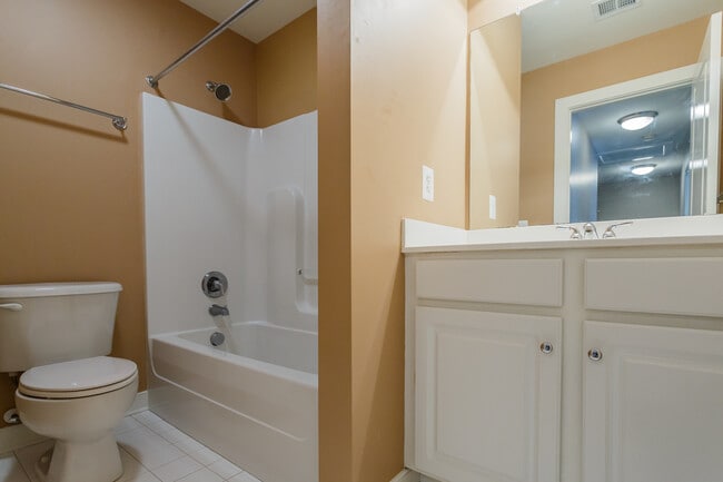 Building Photo - 154 Brookwood Dr
