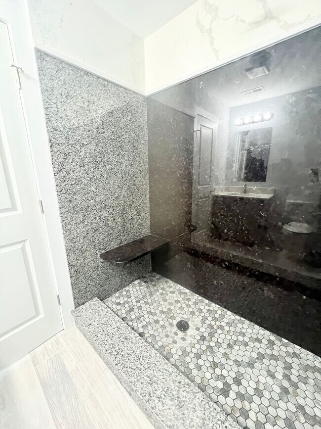 Building Photo - MOVE IN READY - FOUR Bedrooms! Master suite on both levels! NEW CONSTRUCTION! Great Conway Location!