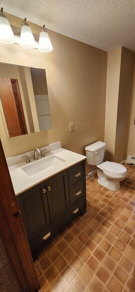 Building Photo - 67A Speare Rd