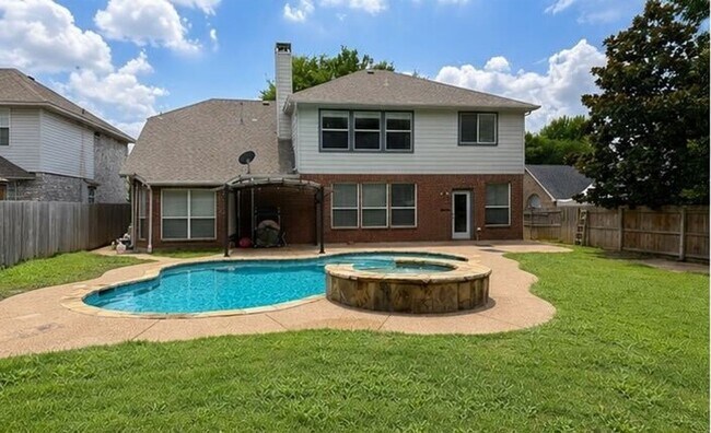 Building Photo - 5BR Fannin Farms Home with Dual Primary Suites & Pool
