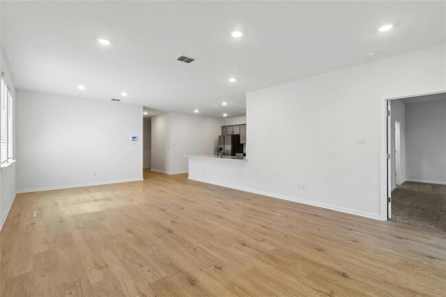 Building Photo - 475 Brooks Ranch Dr