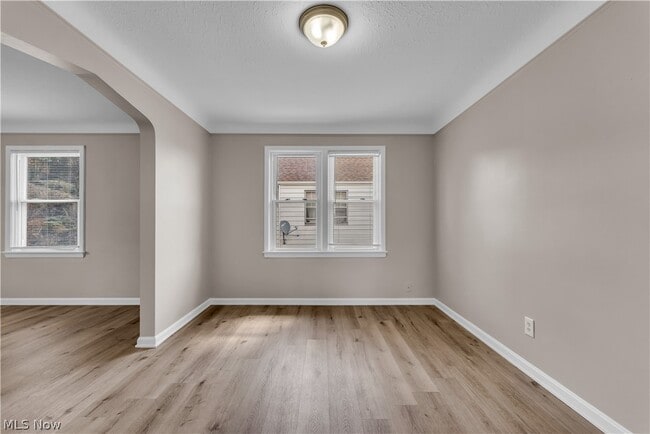 Building Photo - 10008 Edgepark Dr
