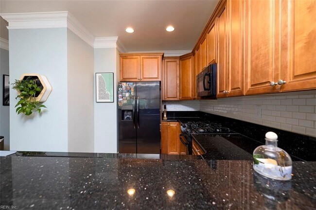 Building Photo - 949 Bolling Ave